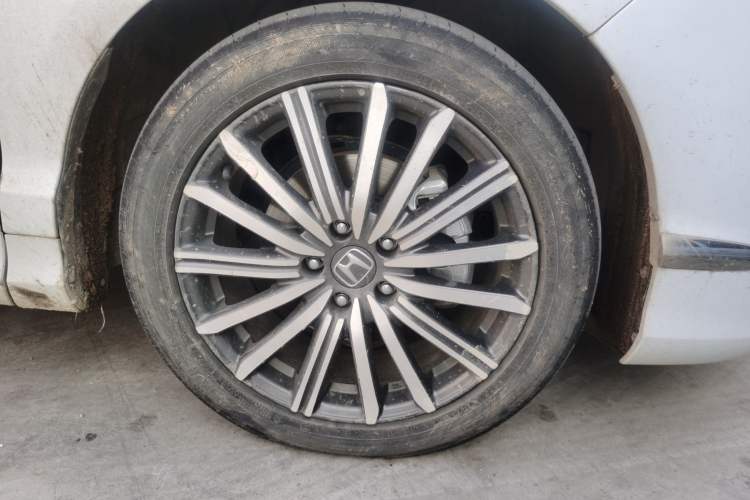 Used Honda Elysion 2024 2.0L eHEV Ultimate Edition Right Front Wheel Hub
