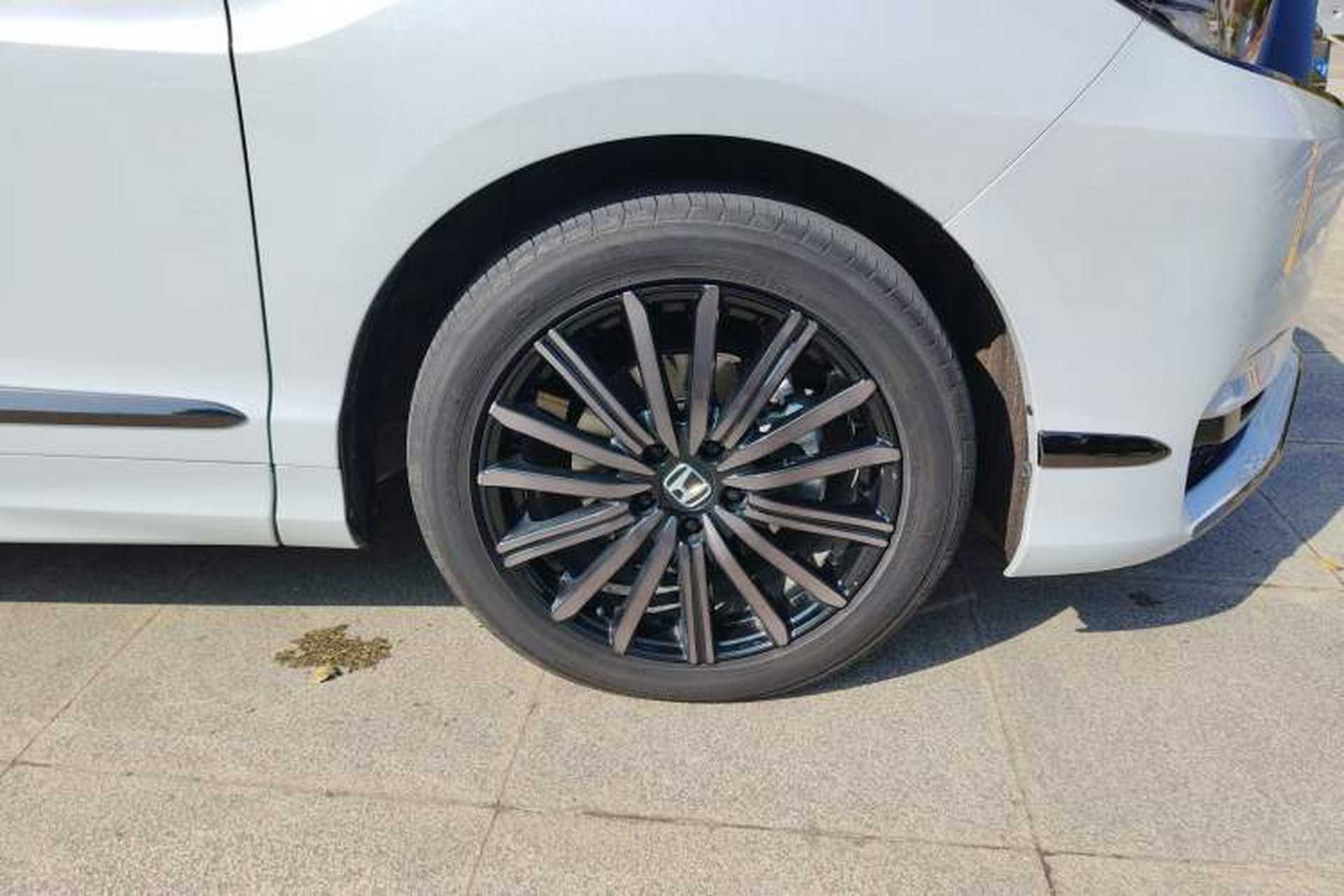 Used Honda Elysion 2024 2.0L eHEV Ultimate Edition Right Front Wheel Hub