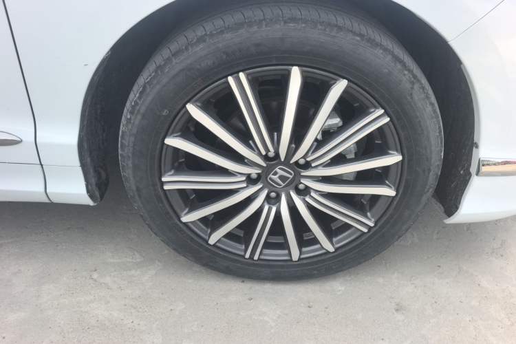 Used Honda Elysion 2024 2.0L eHEV Luxury Edition Right Front Wheel Hub