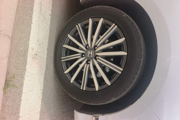 Used Honda Elysion 2024 2.0L eHEV Luxury Edition Right Front Wheel Hub