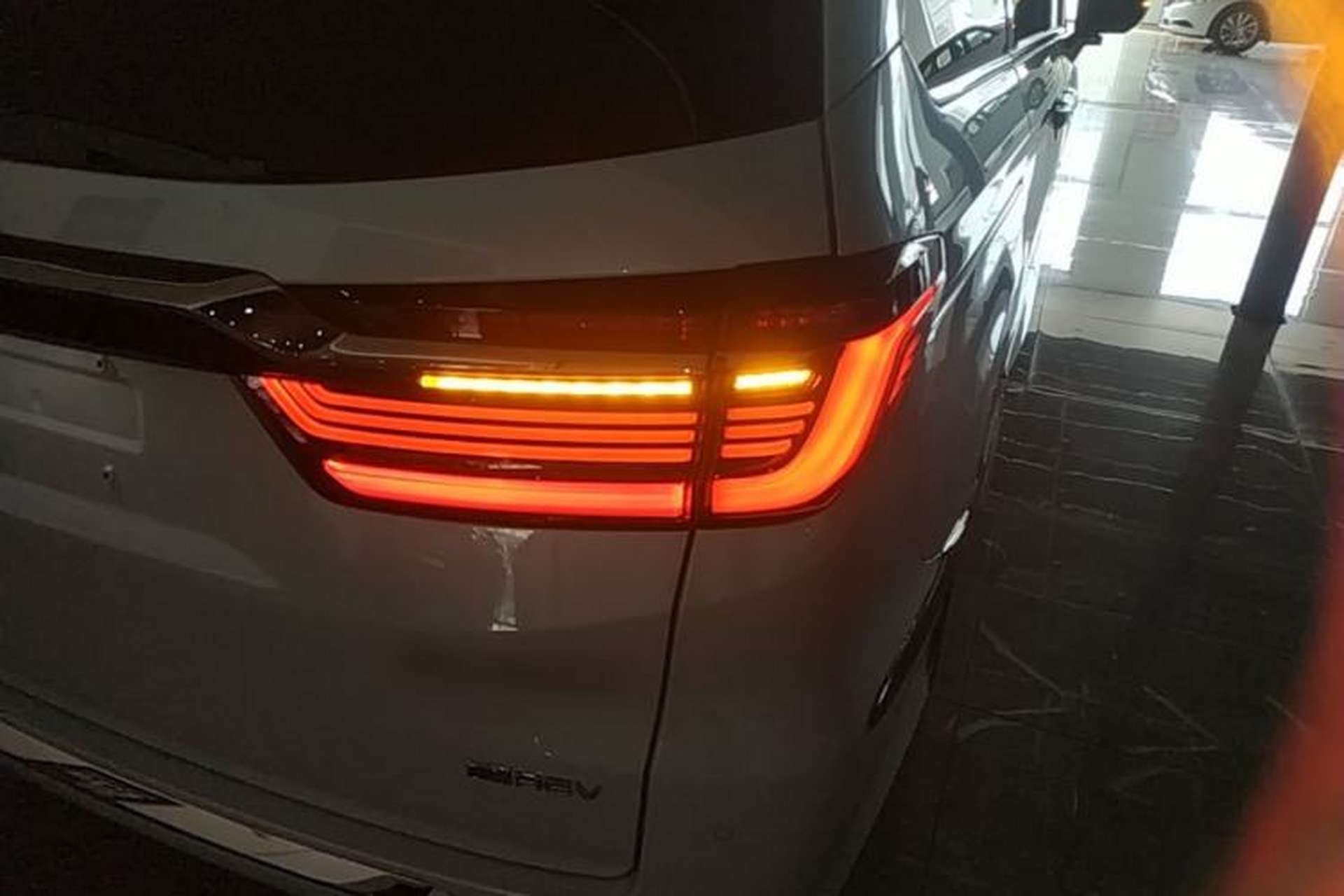 Used Honda Elysion 2024 2.0L eHEV Luxury Edition Right Rear Taillight