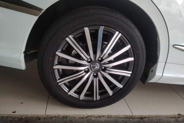 Used Honda Elysion 2024 2.0L eHEV Ultimate Edition Right Rear Wheel Hub