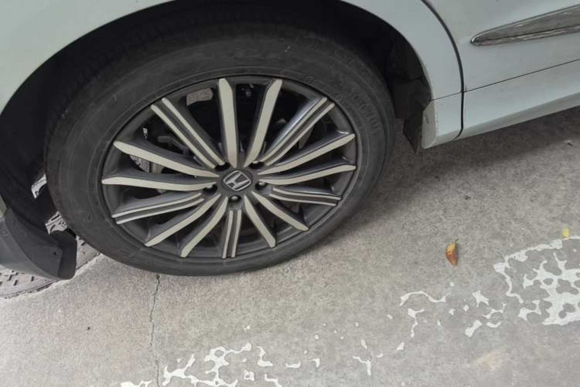 Used Honda Elysion 2024 2.0L eHEV Luxury Edition Right Rear Wheel Hub