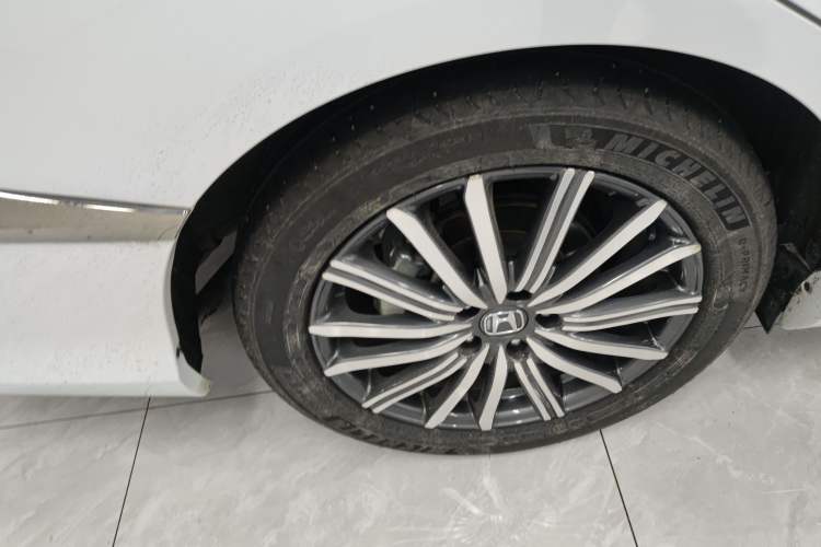 Used Honda Elysion 2024 2.0L eHEV Luxury Edition Right Rear Wheel Hub