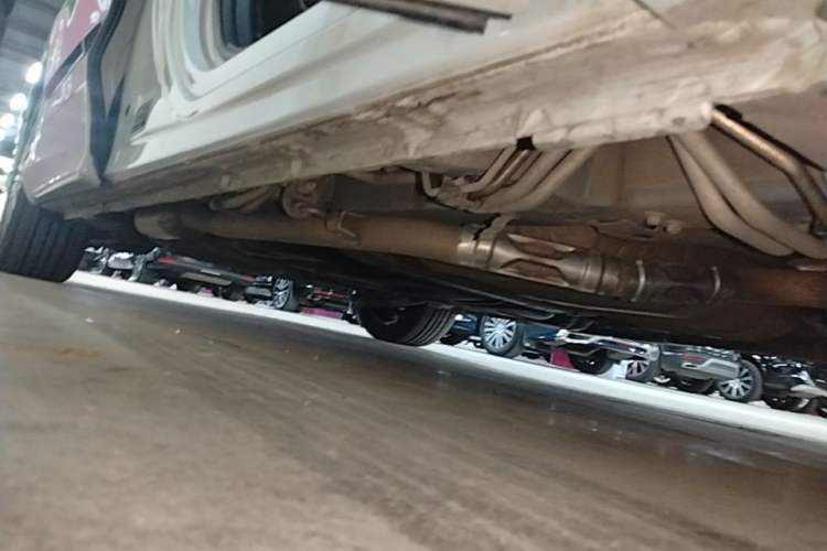 Used Honda Elysion 2024 2.0L eHEV Luxury Edition Right Side Sill