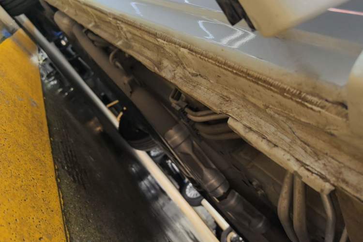 Used Honda Elysion 2024 2.0L eHEV Luxury Edition Right Side Sill