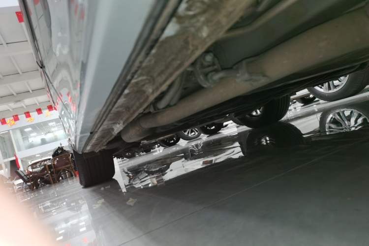Used Honda Elysion 2024 2.0L eHEV Luxury Edition Right Side Sill