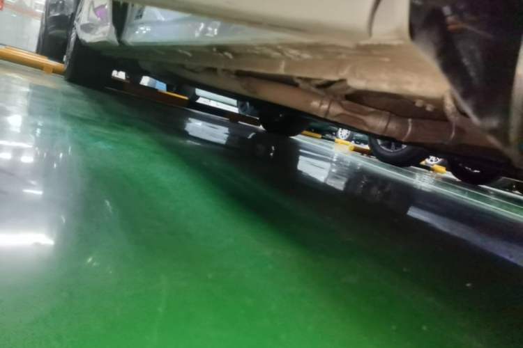 Used Honda Elysion 2024 2.0L eHEV Luxury Edition Right Side Sill