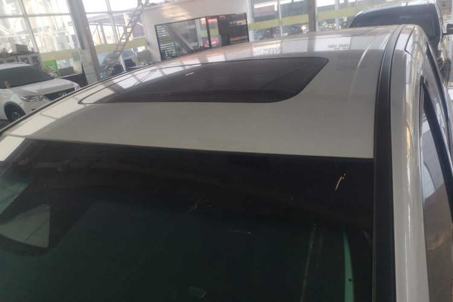 Used Honda Elysion 2024 2.0L eHEV Luxury Edition Roof