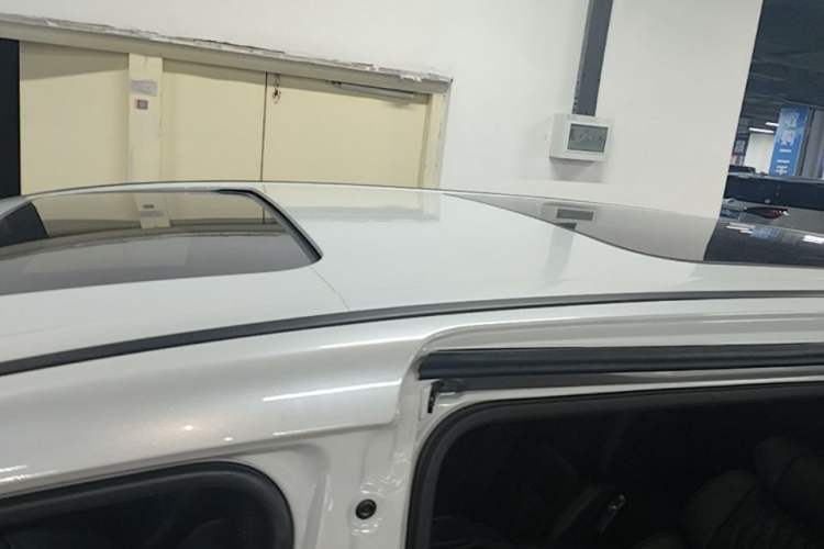 Used Honda Elysion 2024 2.0L eHEV Luxury Edition Roof