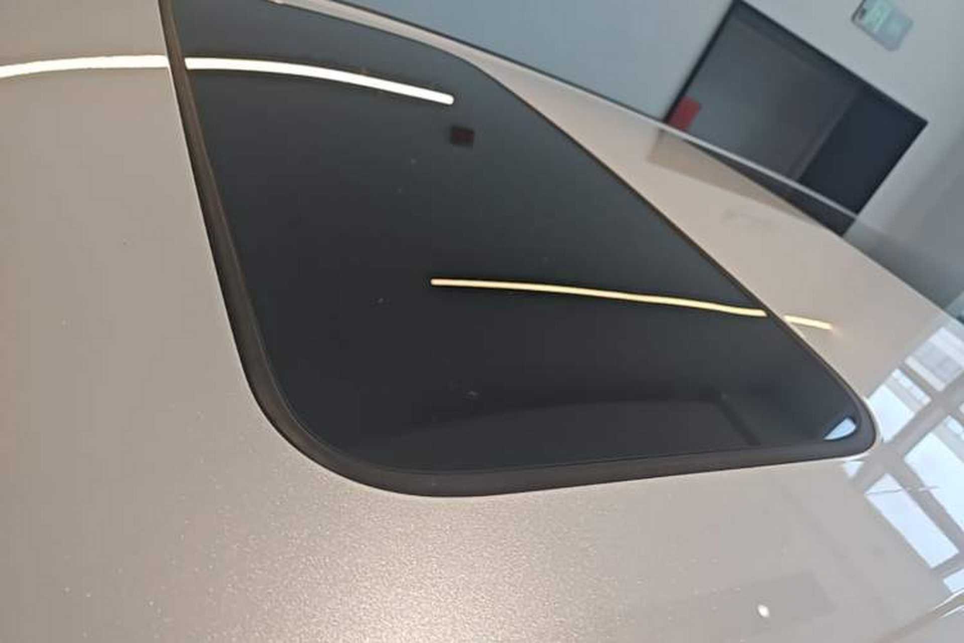 Used Honda Elysion 2024 2.0L eHEV Luxury Edition Roof