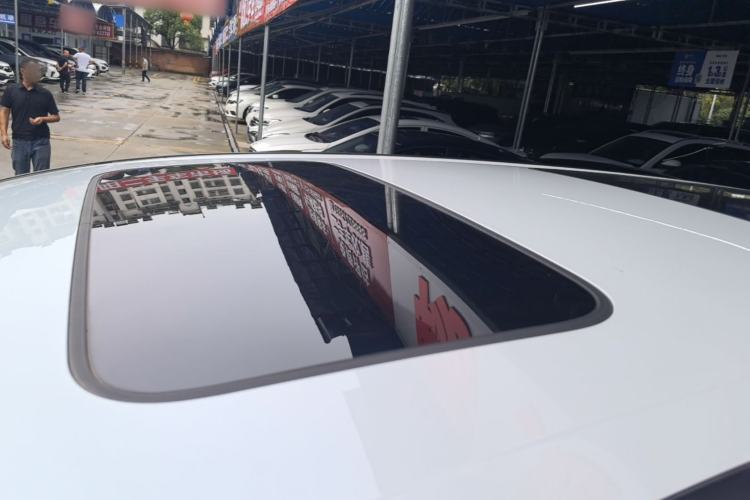 Used Honda Elysion 2024 2.0L eHEV Luxury Edition Roof