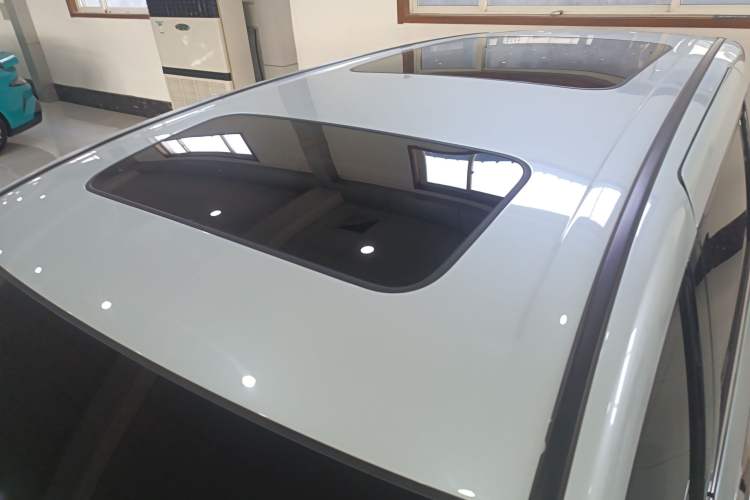 Used Honda Elysion 2024 2.0L eHEV Luxury Edition Roof