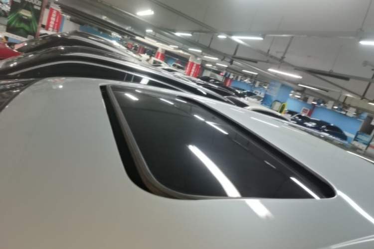 Used Honda Elysion 2024 2.0L eHEV Luxury Edition Roof