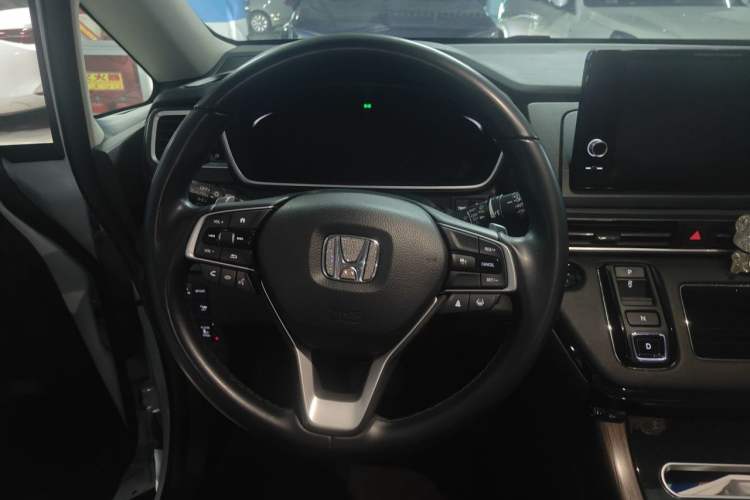 Used Honda Elysion 2024 2.0L eHEV Luxury Edition Steering Wheel