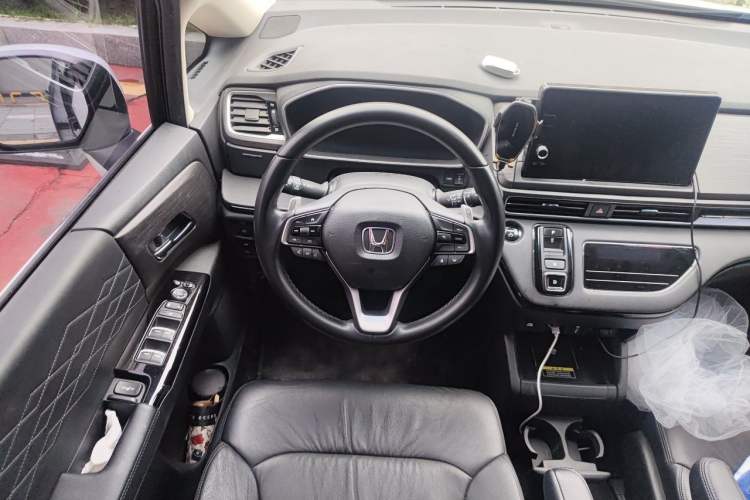 Used Honda Elysion 2024 2.0L eHEV Luxury Edition Steering Wheel