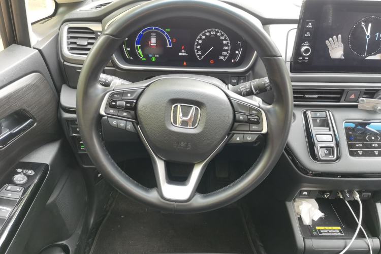 Used Honda Elysion 2024 2.0L eHEV Luxury Edition Steering Wheel