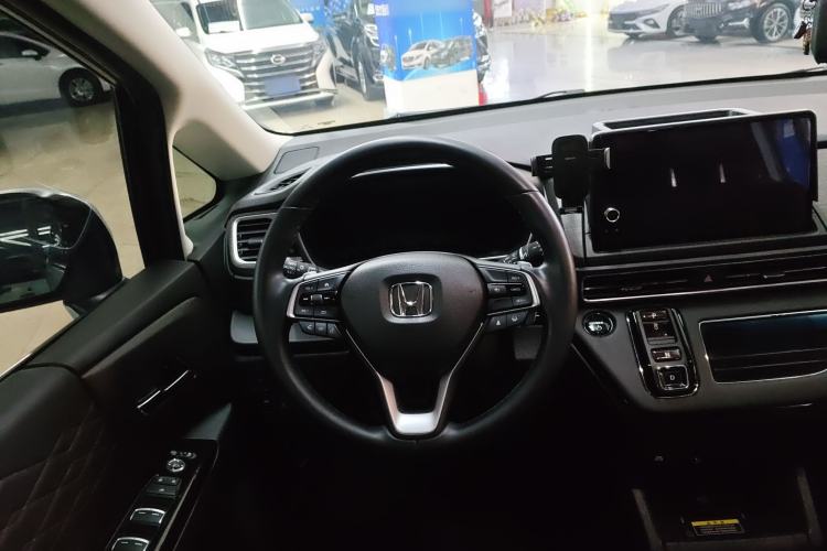 Used Honda Elysion 2024 2.0L eHEV Luxury Edition Steering Wheel