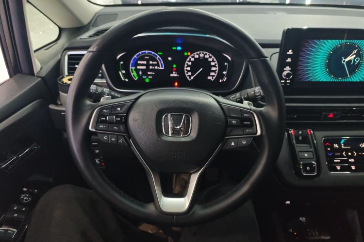 Used Honda Elysion 2024 2.0L eHEV Luxury Edition Steering Wheel
