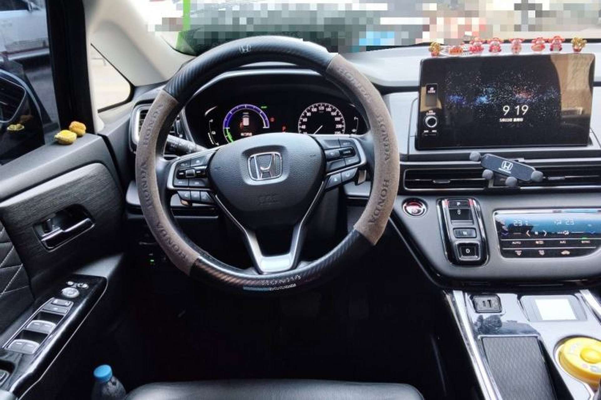 Used Honda Elysion 2024 2.0L eHEV Luxury Edition Steering Wheel