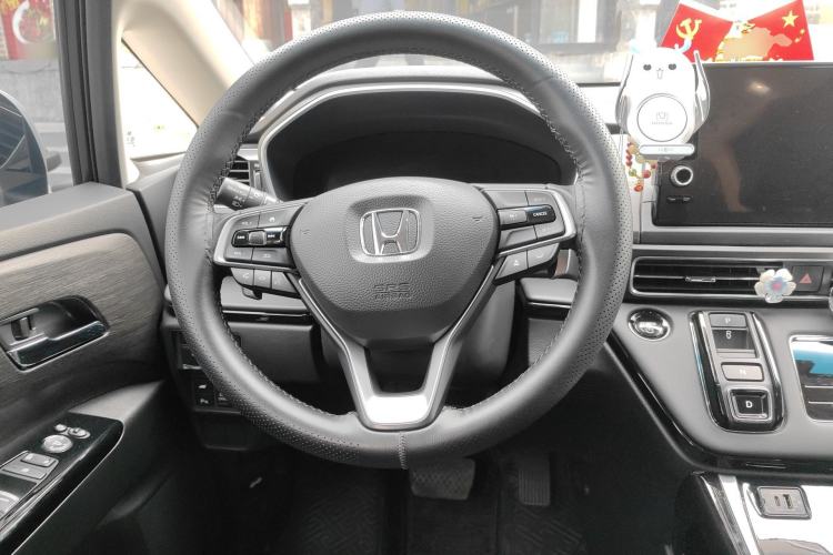 Used Honda Elysion 2024 2.0L eHEV Luxury Edition Steering Wheel