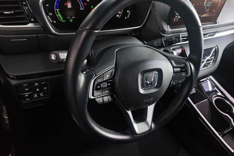 Used Honda Elysion 2024 2.0L eHEV Luxury Edition Steering Wheel