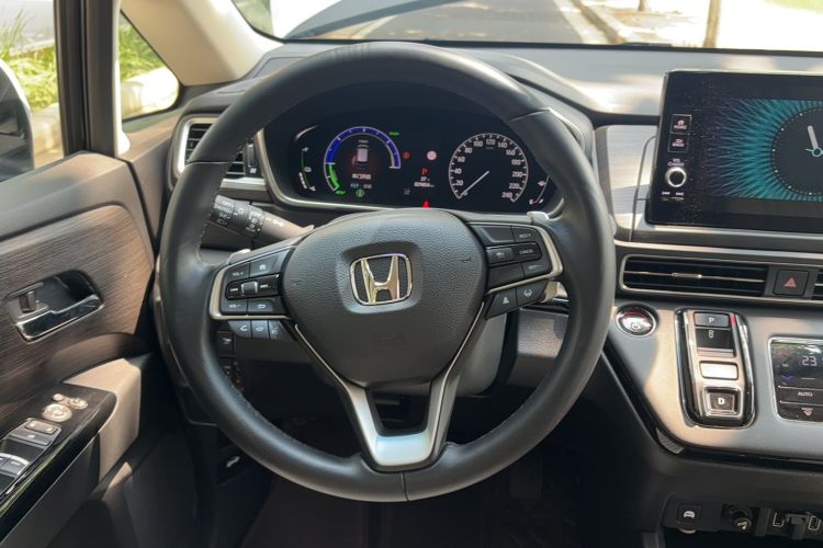 Used Honda Elysion 2024 2.0L eHEV Comfort Edition Steering Wheel