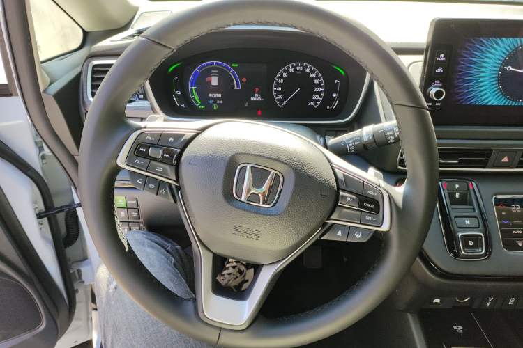 Used Honda Elysion 2024 2.0L eHEV Luxury Edition Steering Wheel