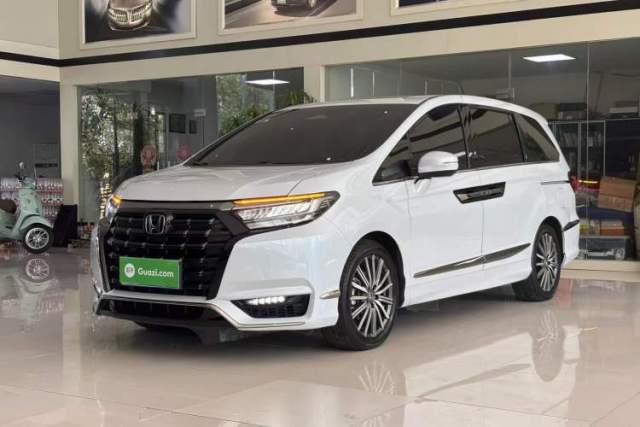Used Honda Elysion 2024 2.0L eHEV Luxury Edition