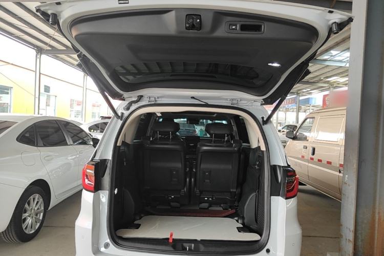 Used Honda Elysion 2024 2.0L eHEV Luxury Edition Trunk
