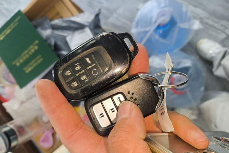 Used Honda Elysion 2024 2.0L eHEV Luxury Edition Vehicle Key