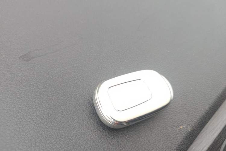 Used Honda Elysion 2024 2.0L eHEV Luxury Edition Vehicle Key