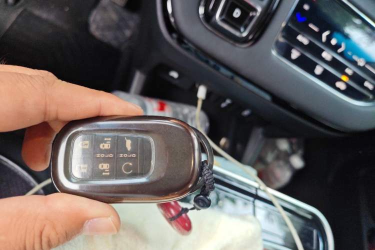 Used Honda Elysion 2024 2.0L eHEV Luxury Edition Vehicle Key