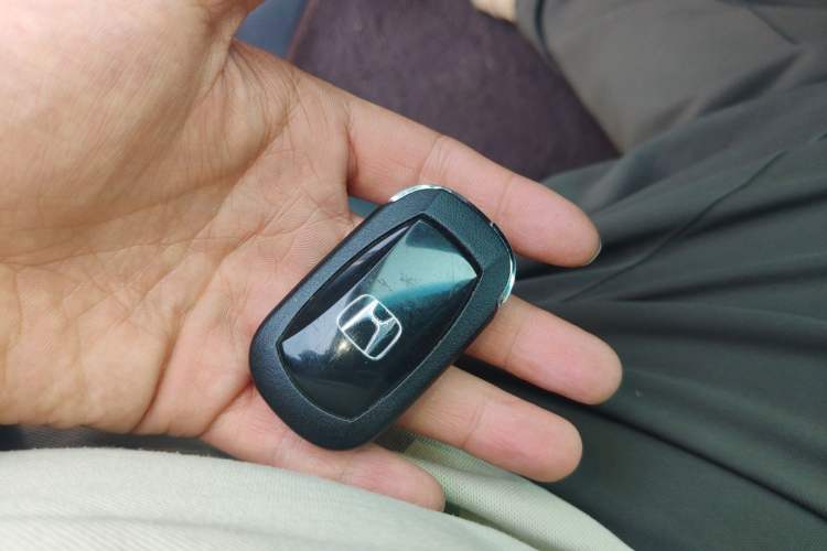 Used Honda Elysion 2024 2.0L eHEV Luxury Edition Vehicle Key