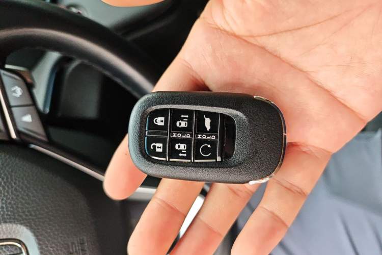 Used Honda Elysion 2024 2.0L eHEV Luxury Edition Vehicle Key