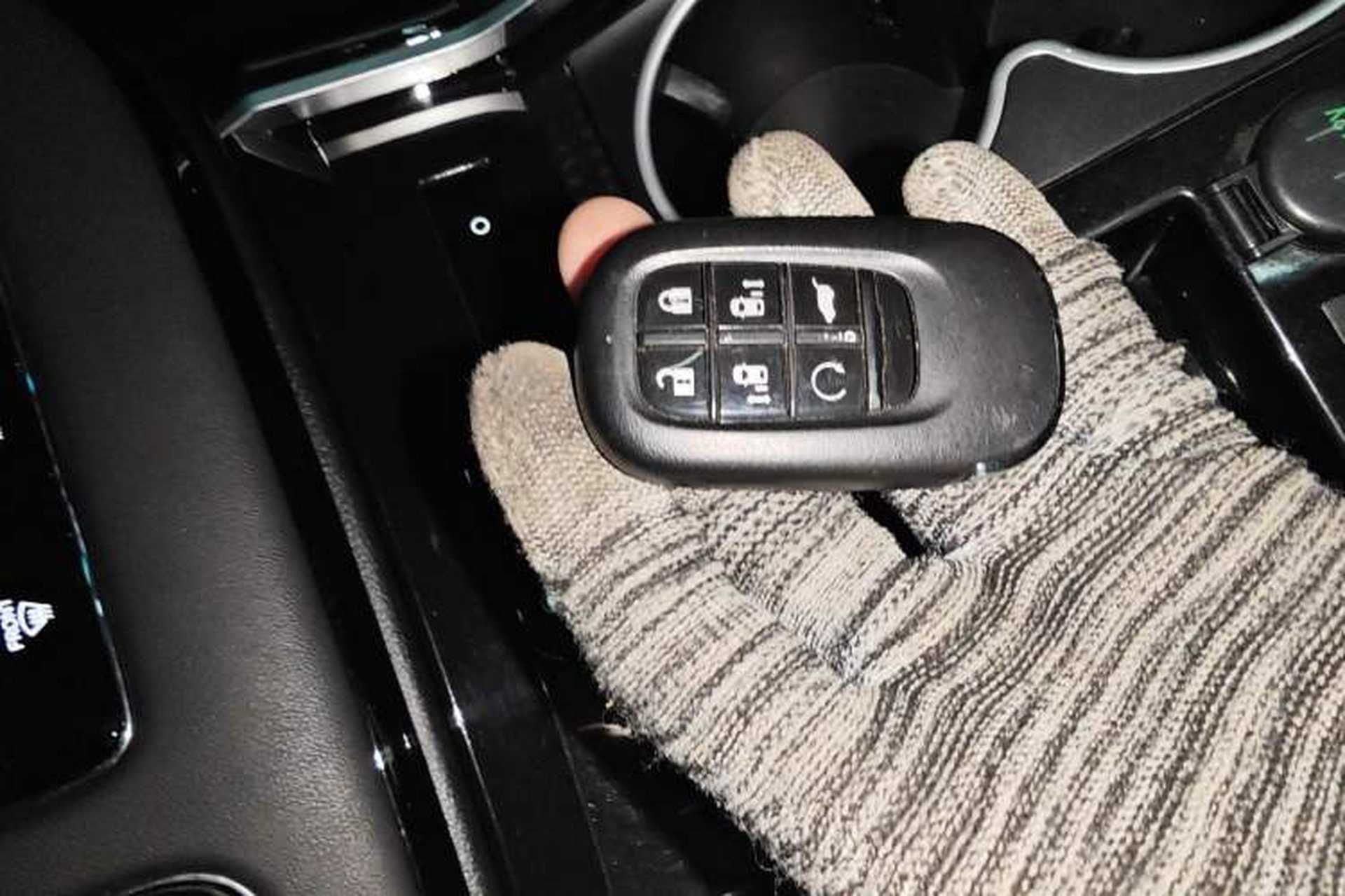Used Honda Elysion 2024 2.0L eHEV Luxury Edition Vehicle Key