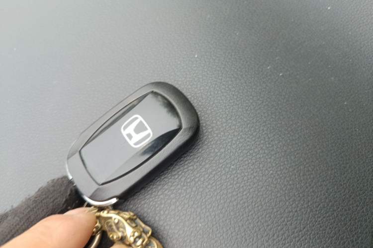 Used Honda Elysion 2024 2.0L eHEV Luxury Edition Vehicle Key