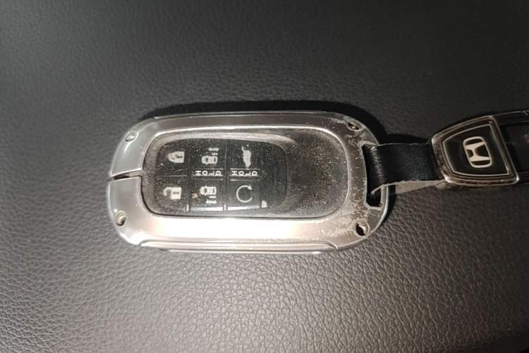 Used Honda Elysion 2024 2.0L eHEV Luxury Edition Vehicle Key
