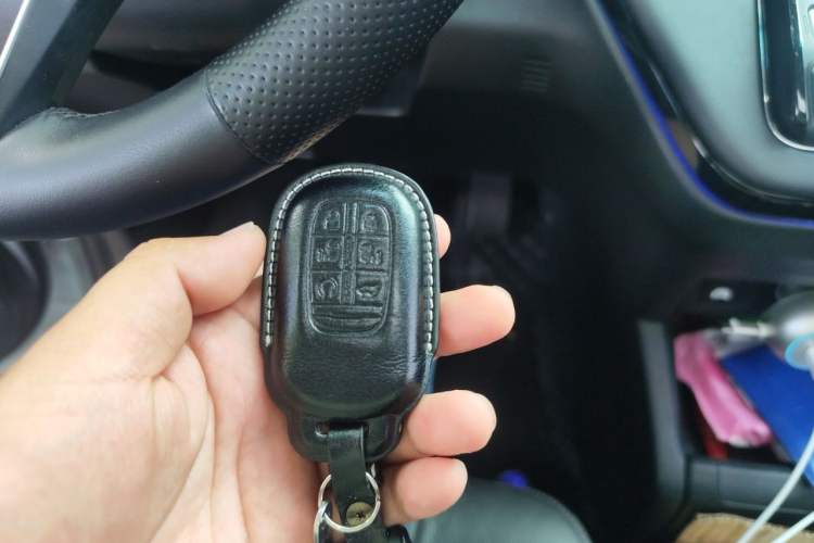 Used Honda Elysion 2024 2.0L eHEV Luxury Edition Vehicle Key