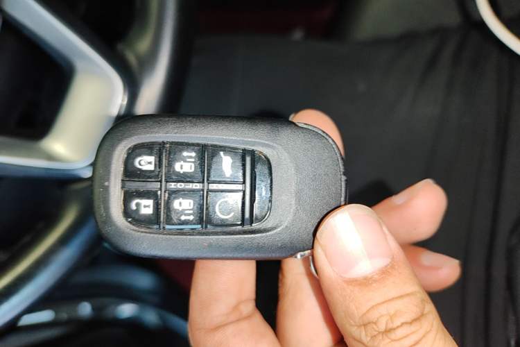Used Honda Elysion 2024 2.0L eHEV Luxury Edition Vehicle Key