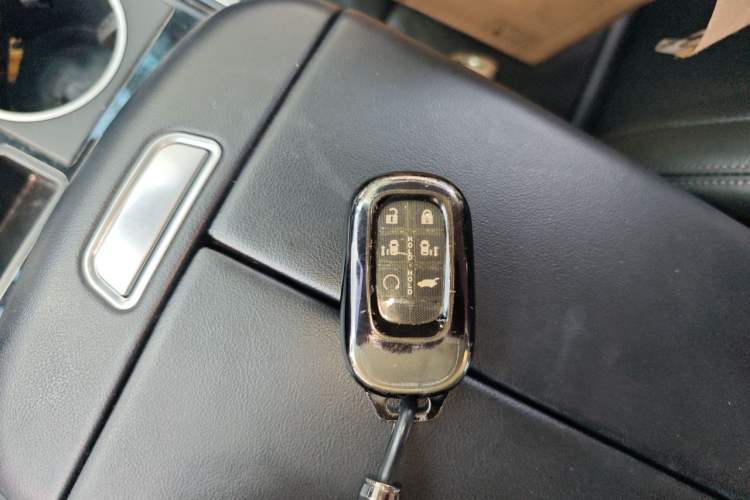 Used Honda Elysion 2024 2.0L eHEV Luxury Edition Vehicle Key