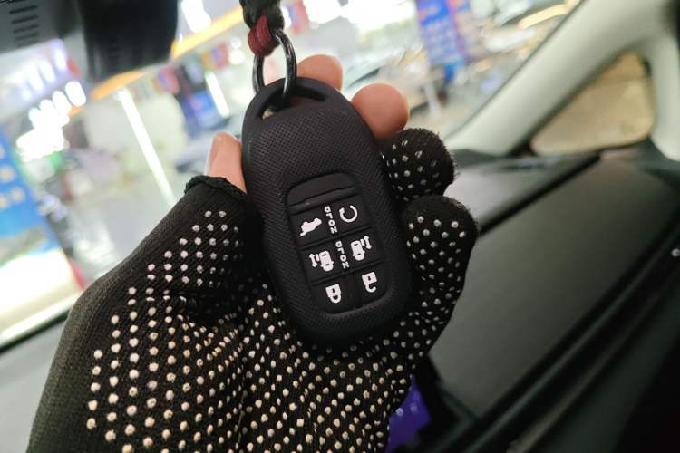 Used Honda Elysion 2024 2.0L eHEV Luxury Edition Vehicle Key