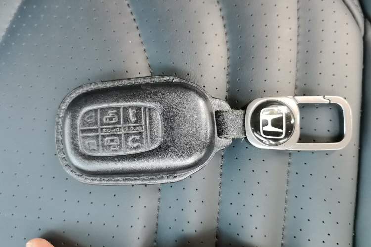 Used Honda Elysion 2024 2.0L eHEV Comfort Edition Vehicle Key