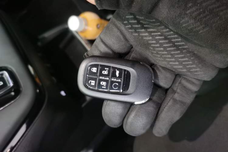 Used Honda Elysion 2024 2.0L eHEV Luxury Edition Vehicle Key