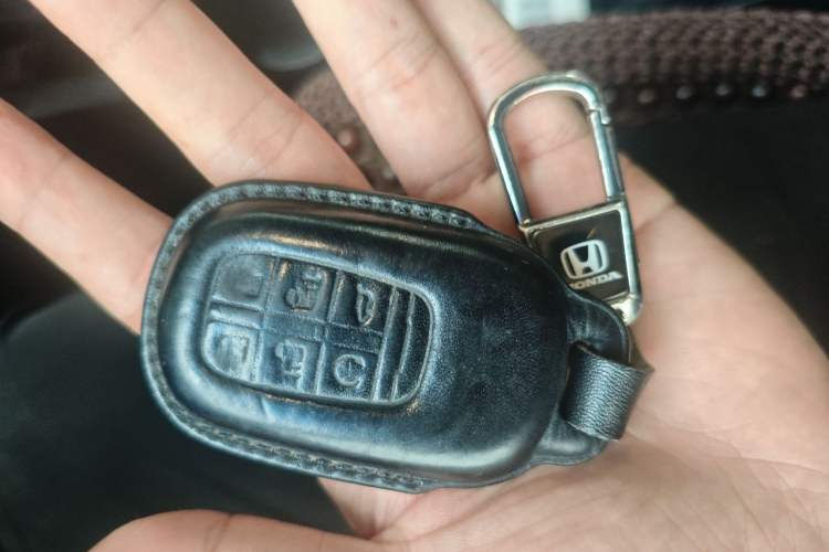 Used Honda Elysion 2024 2.0L eHEV Luxury Edition Vehicle Key