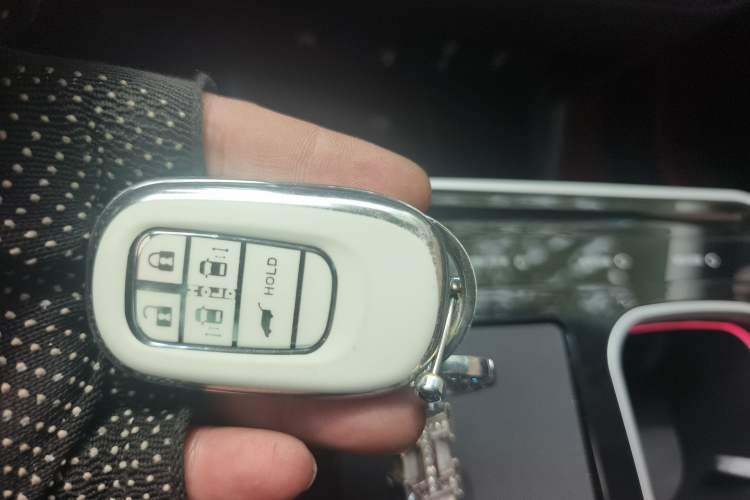 Used Honda Elysion 2024 2.0L eHEV Luxury Edition Vehicle Key
