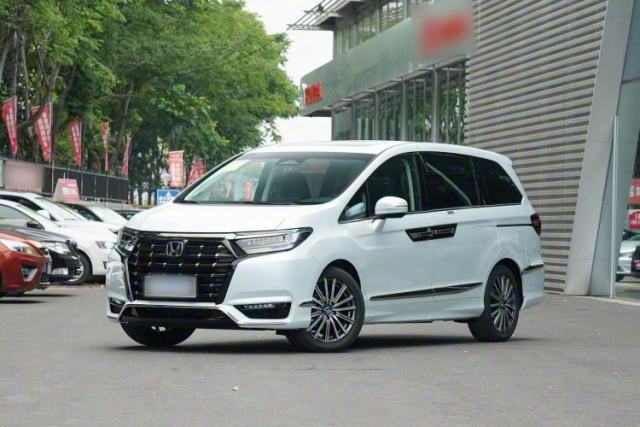 Used Honda Elysion 2024 2.0L eHEV Luxury Edition