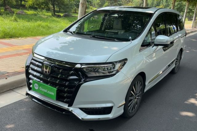 Honda Elysion 2024 2.0L eHEV Comfort Edition с пробегом