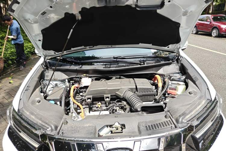 Used Honda Elysion 2026 Model 2.0L e:HEV Classic Edition Engine Bay