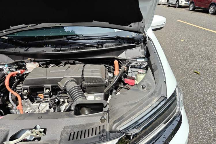 Used Honda Elysion 2026 Model 2.0L e:HEV Classic Edition Engine Bay Left